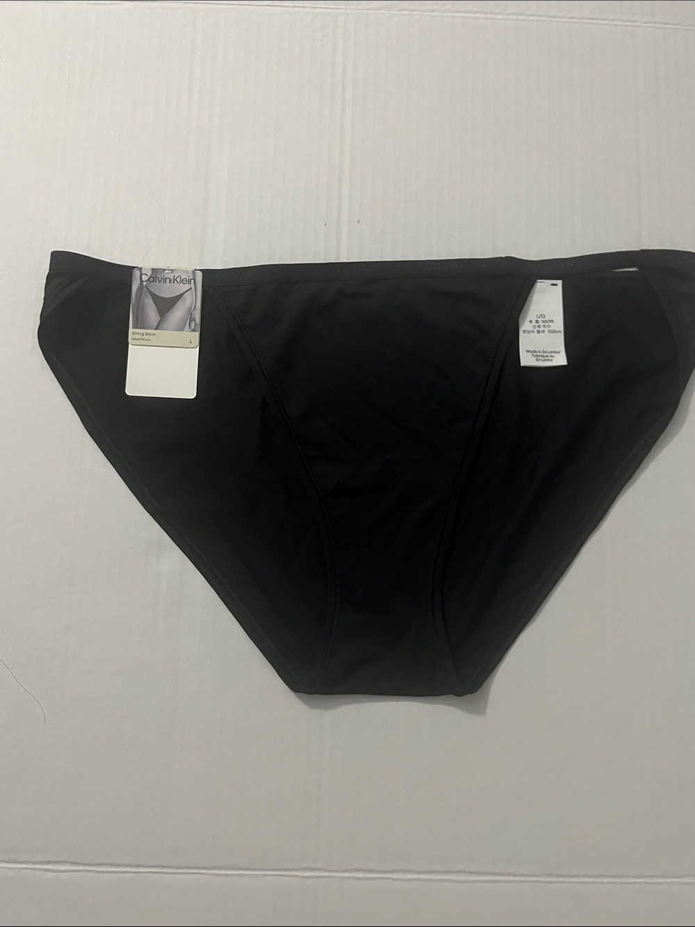 Calvin Klein String Bikini